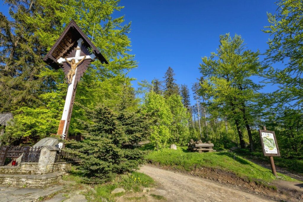 biały krzyż przełęcz salmopolska