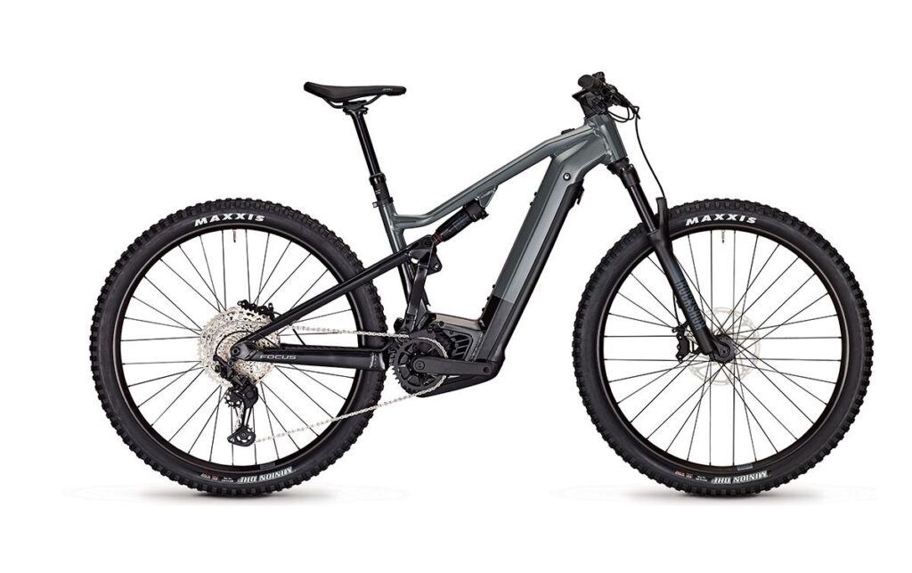 FOCUS Thron² 6.8 Nine 2024